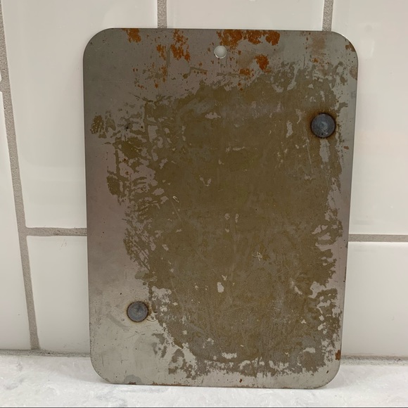 Handmade Recycled Metal Letter L Sign - Picture 4 of 5